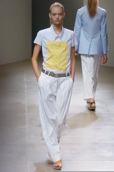 Look 9